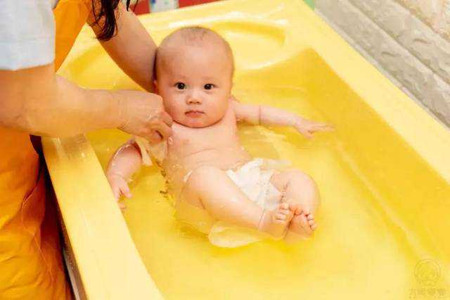 30岁卵巢严重早衰可以做供卵治疗吗多少钱,甘肃供卵试管中介机构,甘肃私人供